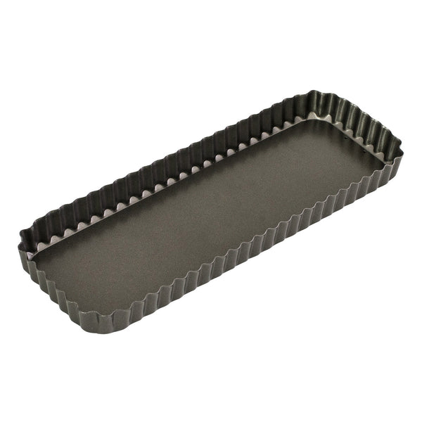 Rectangular fluted flan/quiche pan with dark nonstick interior
