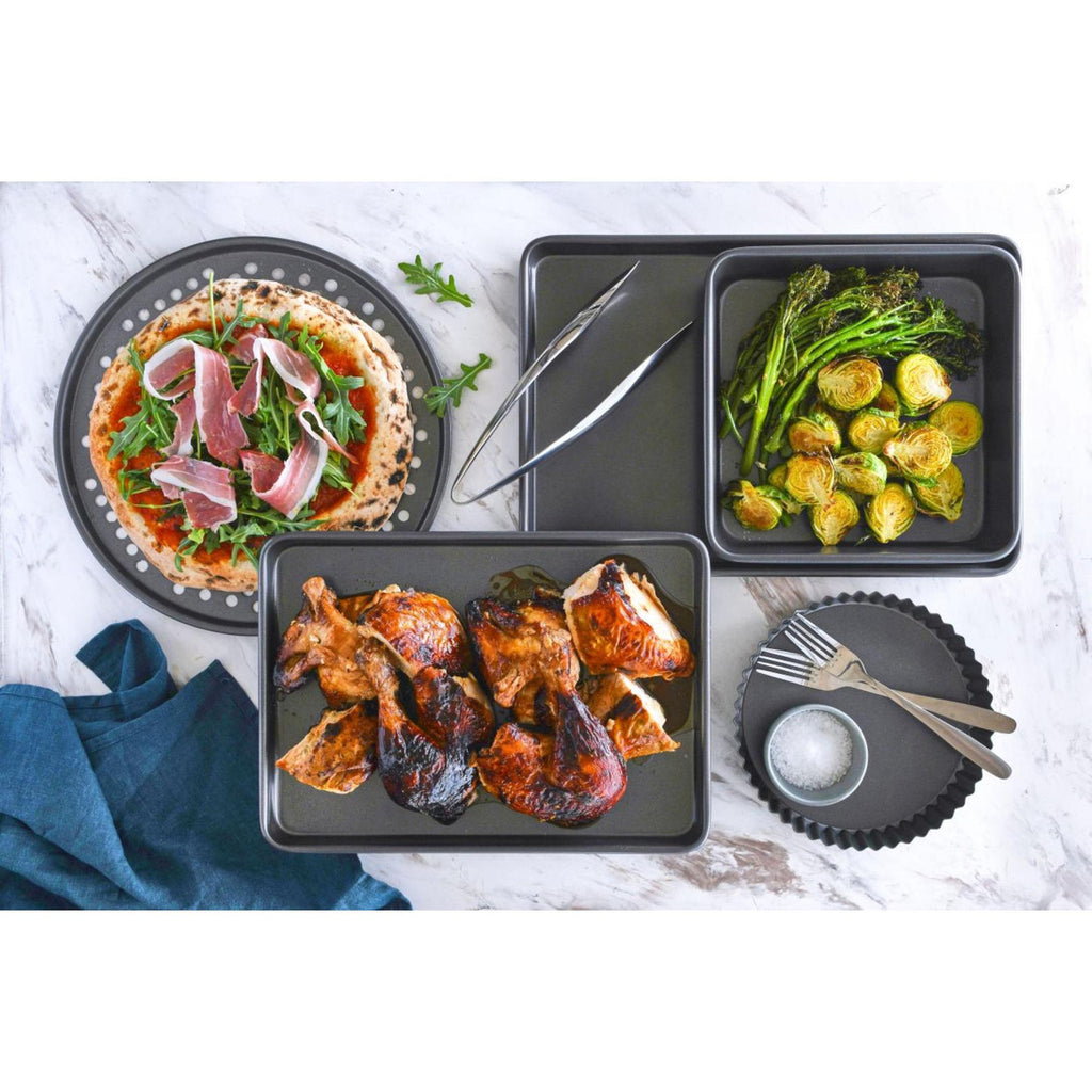 Baking Tray, 35 x 25 x 1.3cm - Non-stick