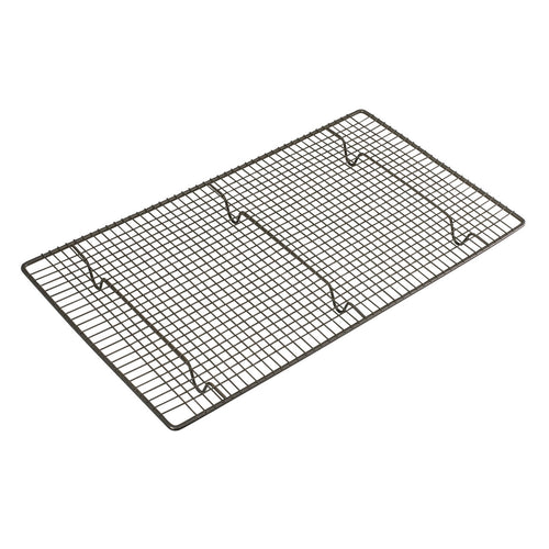 Rectangular wire cooling tray with non-stick grid and four raised feet
